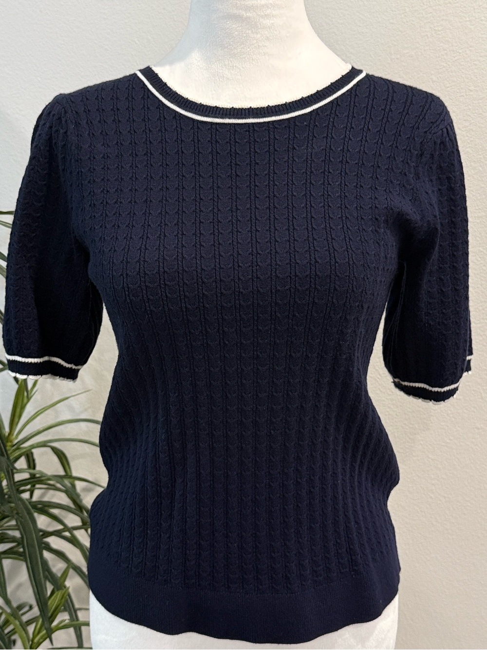 Adrianna Papell Short Sleeve Sweater Ribbed Navy Blue With White Trim NWOT S